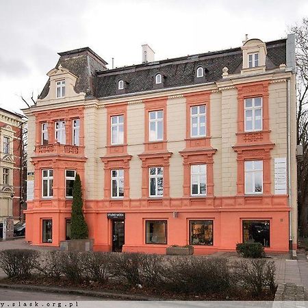 Apartamenty Przy Fontannie Zielona Góra Exterior foto